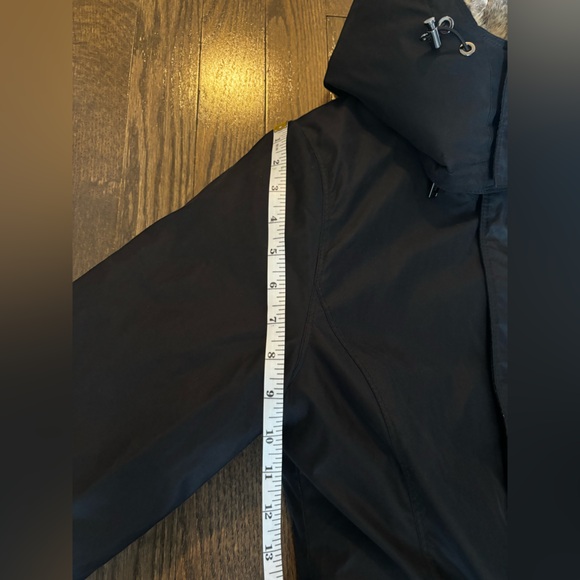 Aritzia Babaton Oskar Parka in Black - Picture 13 of 15